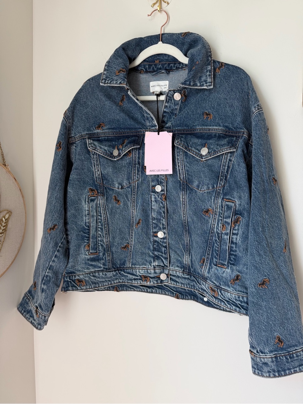 Avec Les Filles horse embroidered cotton denim Jean jacket - Picture 1 of 6